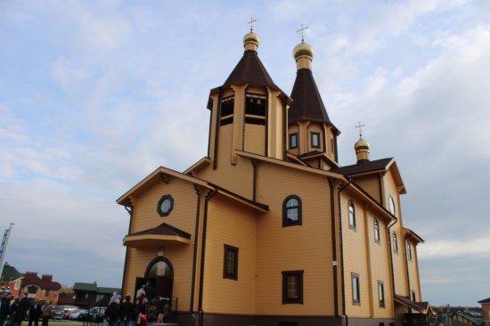 В коттеджном поселке "Тихая Слобода" деревни Чандрово открылся храм в честь иконы Божией Матери «Иверская»